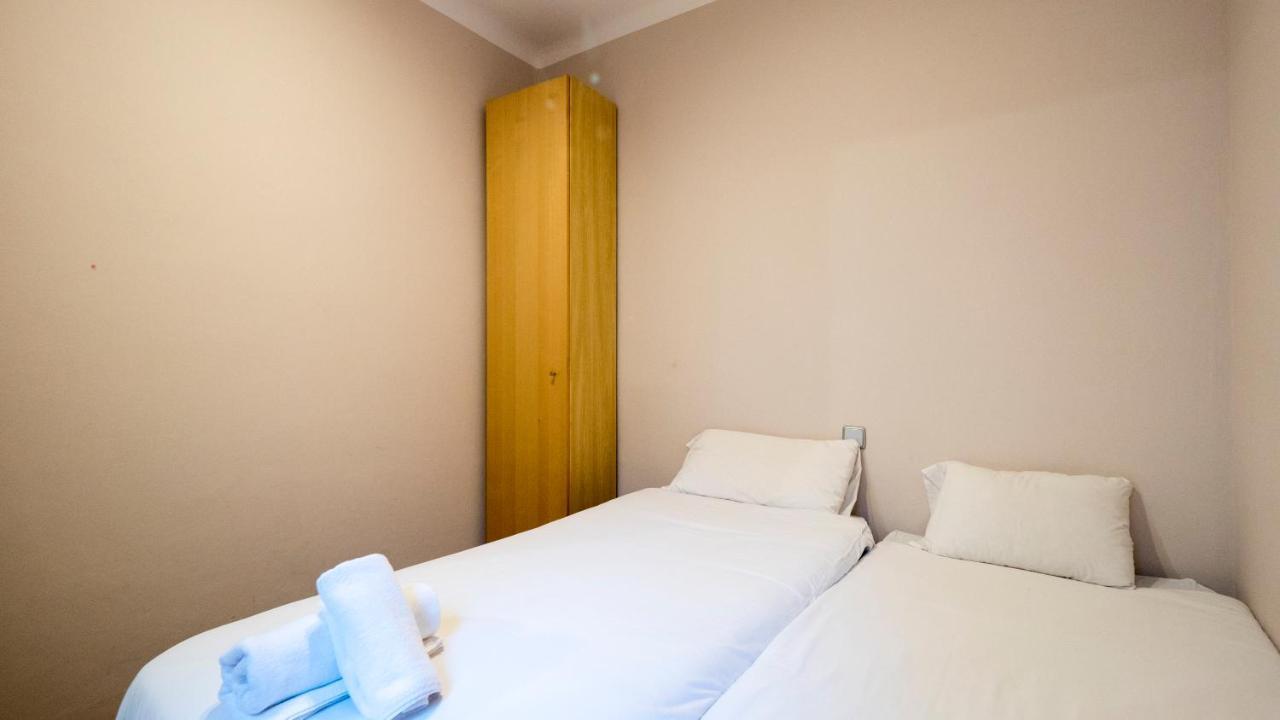 ברצלונה Acogedor Apartamento De 2 Dormitorios מראה חיצוני תמונה